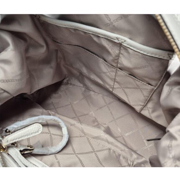 NEW Michael Kors Soft White Pebbled Leather Satchel Handbag with Gold Hardware - Picture 6 of 8